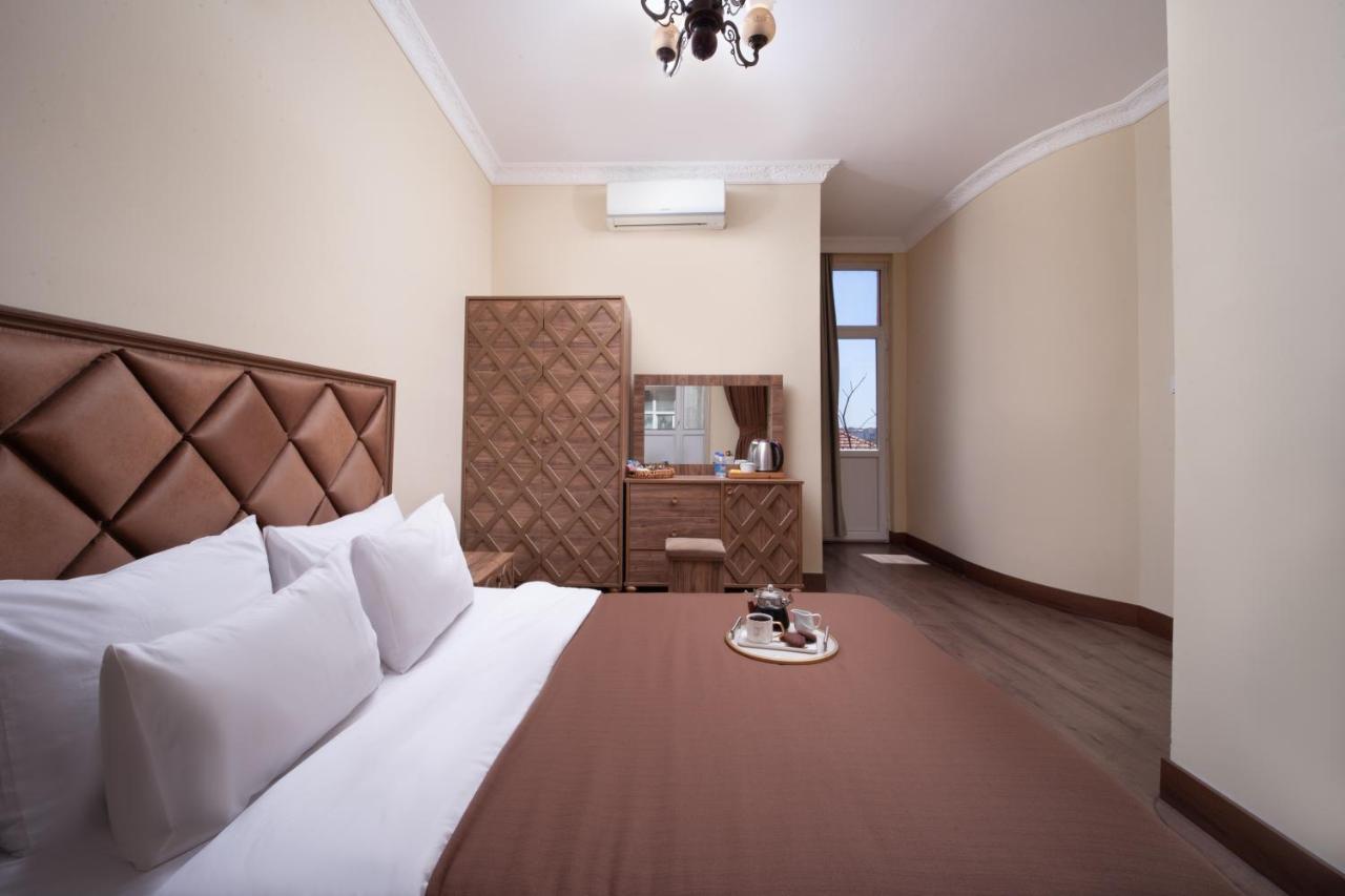 Taxim Cool Hotel อิสตันบูล ภายนอก รูปภาพ