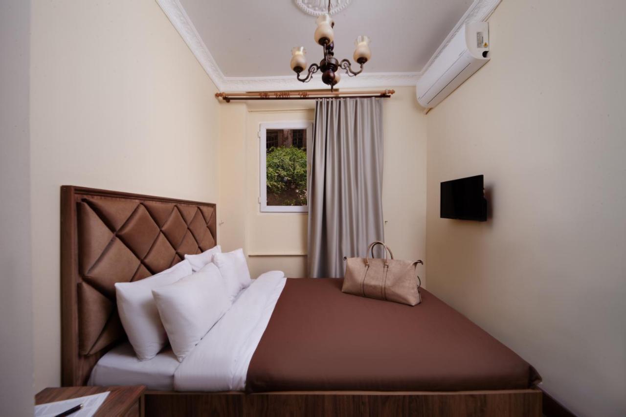 Taxim Cool Hotel อิสตันบูล ภายนอก รูปภาพ